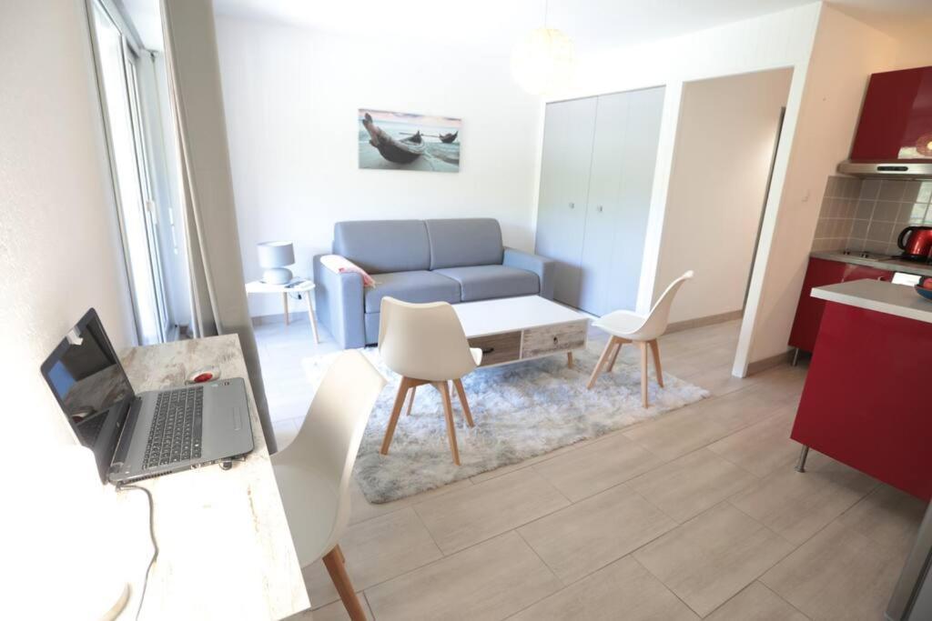Petit Paradis Classe 3 Etoiles A 200M De La Plage! Terrasse-Wifi-Parking-Clim Сен-Мандріє-сюр-Мер Екстер'єр фото