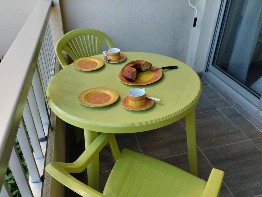Petit Paradis Classe 3 Etoiles A 200M De La Plage! Terrasse-Wifi-Parking-Clim Сен-Мандріє-сюр-Мер Екстер'єр фото