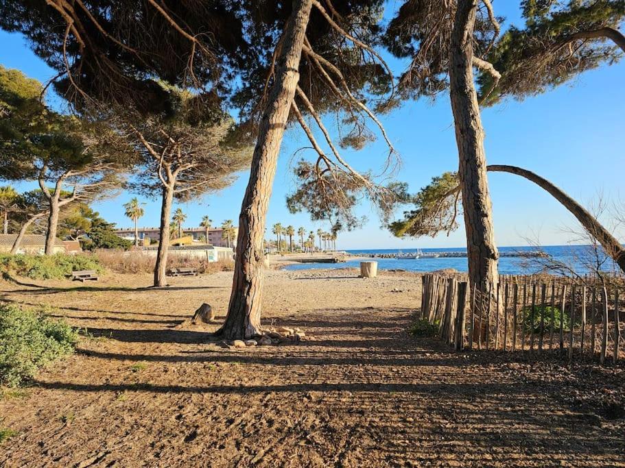 Petit Paradis Classe 3 Etoiles A 200M De La Plage! Terrasse-Wifi-Parking-Clim Сен-Мандріє-сюр-Мер Екстер'єр фото